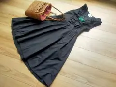 美品Kate spadeケイトスペードフリル付き黒ワンピースMサイズのサムネイル