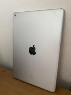 Apple iPad 本体 シルバー 第9世代のサムネイル