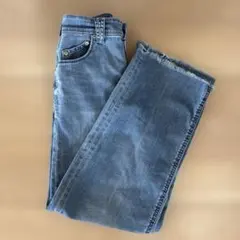Yanuk ヤヌーク Lilith カットオフジーンズ 22のサムネイル