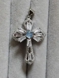 ★未使用品★アクアマリン　クロス　ペンダントトップ　シルバー　天然石
