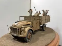 SP-49 アメリカ海軍深海潜水艦 トリエステ号 1/100 - メルカリ