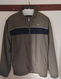 Nike ナイロンジャケット L
