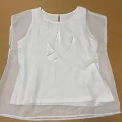 フェリシモ　トップス　ホワイト　LLサイズ　シフォンのサムネイル