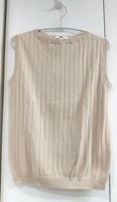 【ユニクロ】ワイドリブノースリーブセーター(M) ベージュ 251-187066