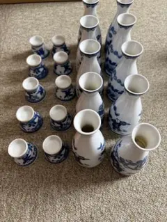 唐子　染付　青い絵柄の陶器製　徳利　お猪口　10個セット