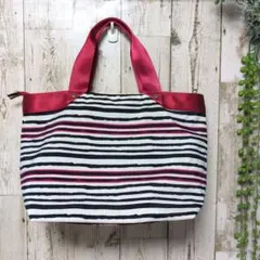 トートバッグ　大容量バッグ　ハンドバッグ