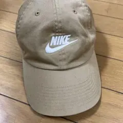 Nike ベージュ キャップ S/M