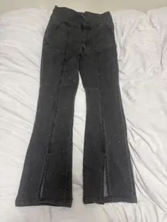 メタル付フロントスリットハイウエストフレアパンツ