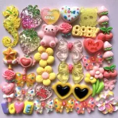 ハンドメイド♡ネイル♡デコパーツ♡イエロー♡ピンク♡くま、苺、花、リボン40