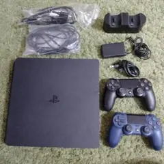 PlayStation 4 Slim 本体 + コントローラー2個+充電スタンド