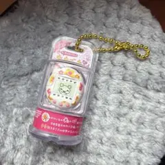 おかしなたまごボーロっち3 ケーたま　ふらわー　たまごっち　パッケージチャーム