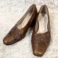 銀座ヨシノヤ　パンプス　ブラウン　21㎝