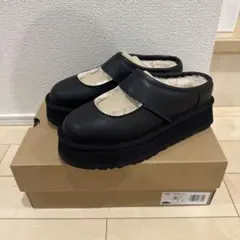 新品未使用　UGG BEA MARY JANE LTHR 8のサムネイル