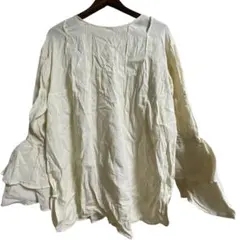 KBF ケービーエフ 2WAYフレアスリーブブラウス アイボリー