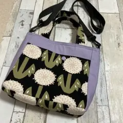 北欧柄　トート/ショルダーバッグ　ハンドメイド　ショルダー紐付きのサムネイル