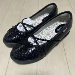 ブラックエナメルリボンシューズ　22.0