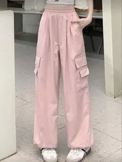 ピンク カーゴパンツ サイドポケット付き
