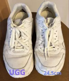 【期間限定お値下げ.全国完売・入手困難24.5UGG CA805ホワイトレザー】のサムネイル