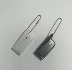 ガラケーコレクション docomoリアソート クリーミーホワイト　チタンブラック