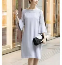 【極美品】Jines ジネス レース切替ワンピース ベルスリーブ サックスブルー