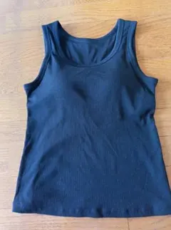 GU 新品✨ブラック ブラ付きタンクトップ L