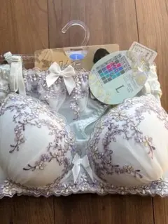 リフトアップ ノンワイヤー ブラジャー ショーツ セット L