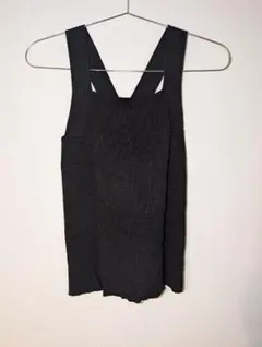 黒 クロスストラップ タンクトップ ローズバッド