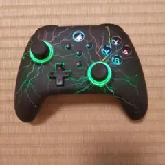 美品★switch ワイヤレスコントローラー★雷模様★通電、充電確認済み！