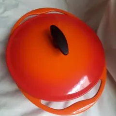赤い鋳鉄製電子レンジ調理器具 28cm - メルカリ
