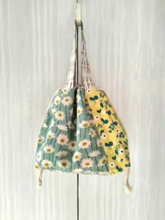 ハンドメイド　巾着トートバッグ　北欧柄 花柄　かご風