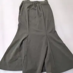 GU フレアロングスカート オリーブ