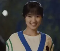 キムへユン着用　ベスト　adidas 夏服　レディース　トップス 芸能人着用のサムネイル