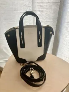 Item thumbnail for item 1a8a1d78-dd2d-4ebc-9f6a-5b594679041a