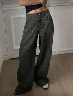 ヒョウ柄ダークグレーワイドレッグデニム