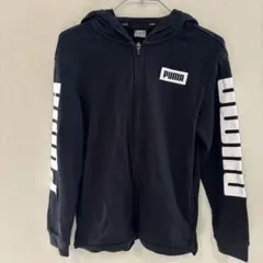 PUMA フルジップパーカー ワンポイント　ブラック ロゴ入り