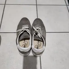 Stefan Janoski スエードスニーカー 42のサムネイル