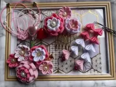 和柄❤シャカシャカ和菓子❤ジャンピングねこさん❤リバーシブル扇❤チャームパーツ♬ 和柄❤シャカシャカ和菓子❤ジャンピングねこさん❤リバーシブル扇