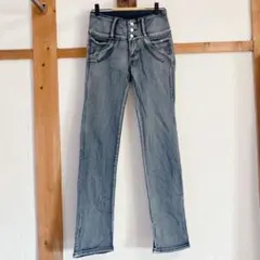 Item thumbnail for item 4e3a3e2d-9e6e-4a52-8e5a-13e5c41cb465