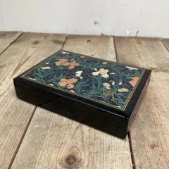 Item thumbnail for item b95932c7-103d-4061-87b0-2ffbb058ca45