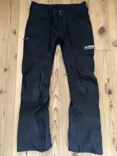BURTON スポーツウェア　アウトドア　スノーボード　スキー　ズボン　ブラック