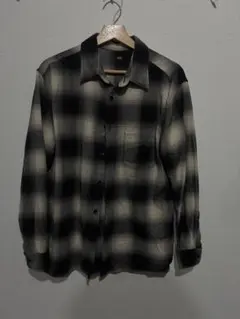 フランネル長袖シャツ ブラック　オンブレチェック　ユニクロ