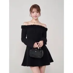 Darich︰オフショルダーフリルニットミニワンピース