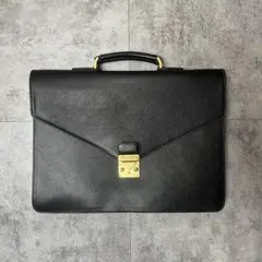 【希少】ビジネスバッグ イタリア製 ブラック　レザーバック A4収納可