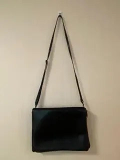 KBF 雑誌付録　ヌメ革風3層ショルダーバッグ