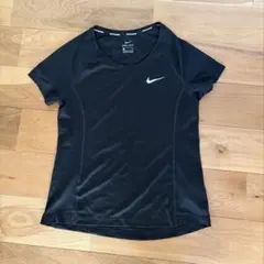 NIKEドライフィットTシャツ