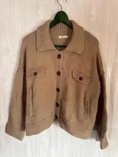 【46】earth music&ecology 　カーディガン　ベージュ