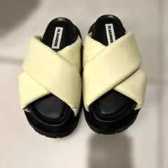 JIL SANDER オフホワイトサンダルのサムネイル