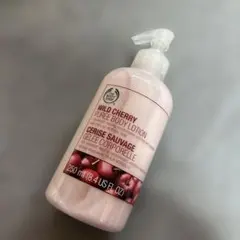 THE BODY SHOPワイルドチェリーボディローション250ml新品未使用のサムネイル