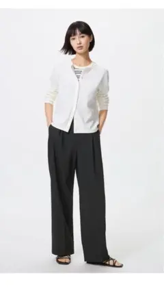 タグ付き新品 ユニクロ タックワイドパンツ ブラック 黒 S ①