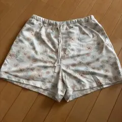 UNIQLO 花柄 ショートパンツ ルームウェア Mサイズのサムネイル